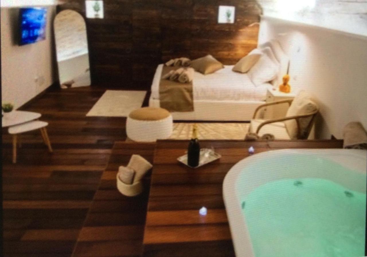 Lc Luxury Apartment Bari Exterior foto