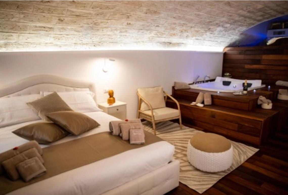 Lc Luxury Apartment Bari Exterior foto